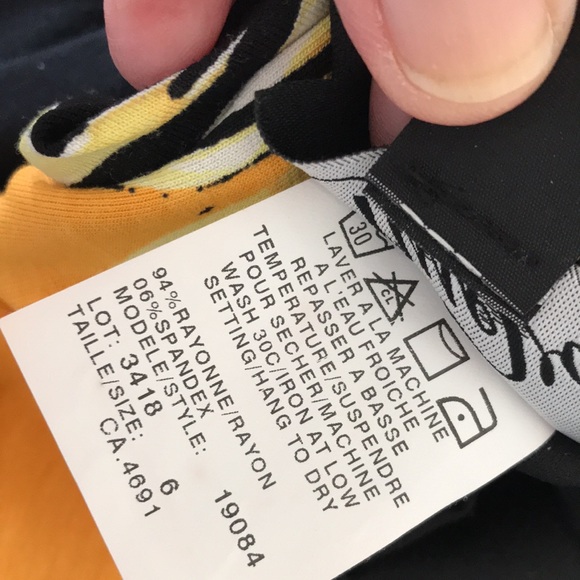 Casual feel , Occasion Dress ,great for guest at spring wedding . - Picture 6 of 7